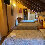 Casa Cuevas בית הארחה Caín