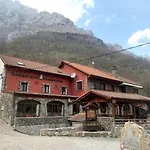 Casa Cuevas Caín