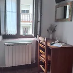 Casa Cuevas בית הארחה Caín