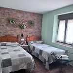 בית הארחה Casa Cuevas