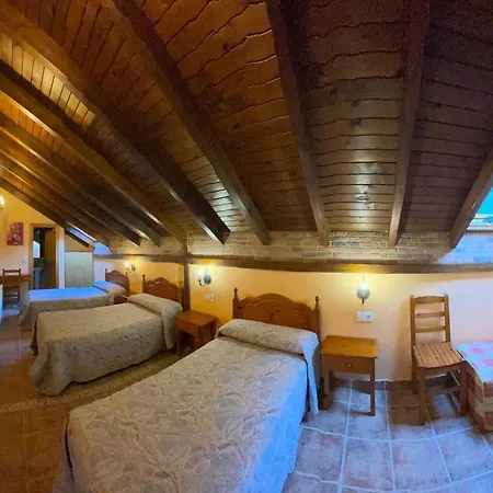 Casa Cuevas 3*