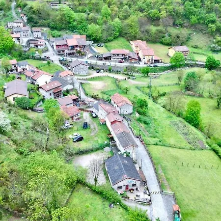 Casa Cuevas *