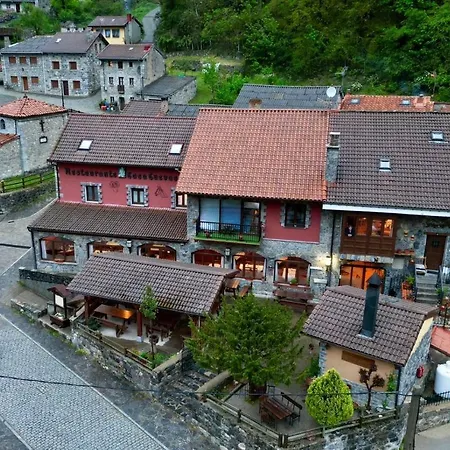 Casa Cuevas Pensión Caín