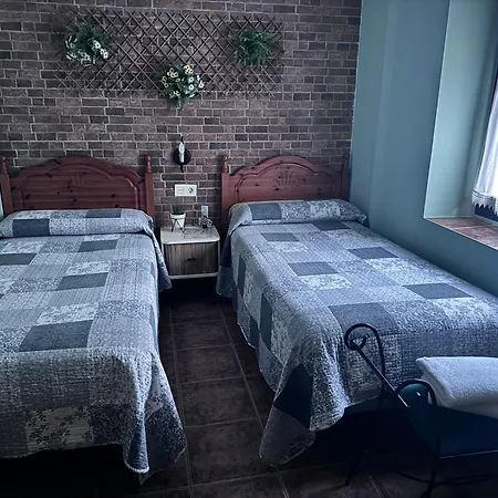 Casa Cuevas בית הארחה Caín